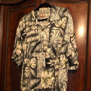 Tommy Bahama Hawaiian men’s shirt. Size XL